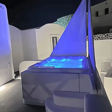 Argy's Luxury Caves Otel 4*