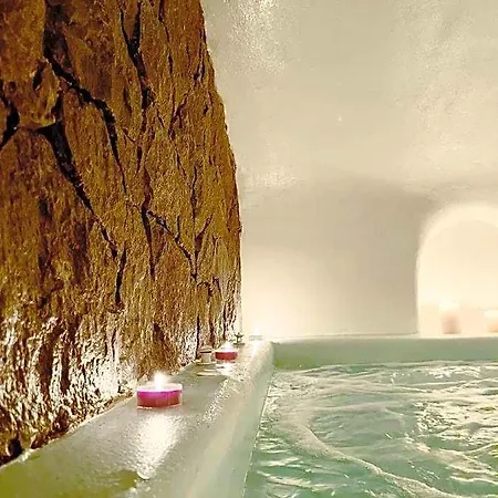 Отель Argy's Luxury Caves 4*